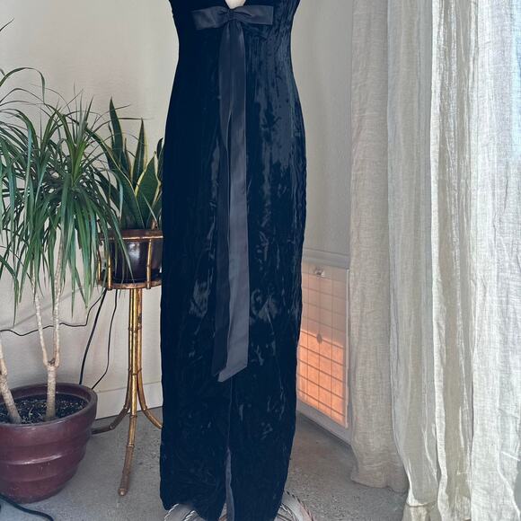 Bill Levkoff Women’s L Dress Black Velvet Gown Sleeveless Deep V Back Satin Bow - Picture 2 of 4